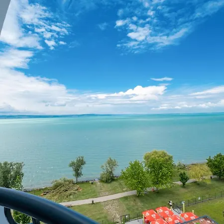 Myflat Panorama - Cirkáló 708 Appartamento